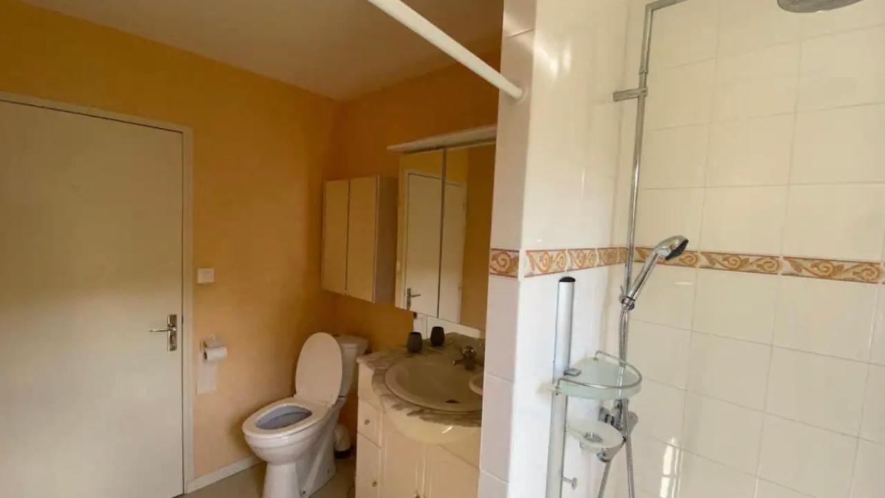 Appartement Aux Sources De La Chabanne Saint-Hilaire-les-Courbes Exterior photo